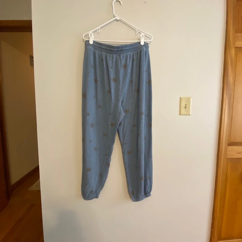 AE Plush Super High-Waisted Boyfriend Jogger Pant - EUC - Picture 4 of 5